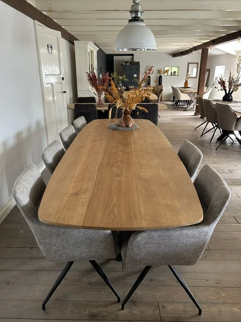Eiken eettafel 280 x 100 cm met stalen poten